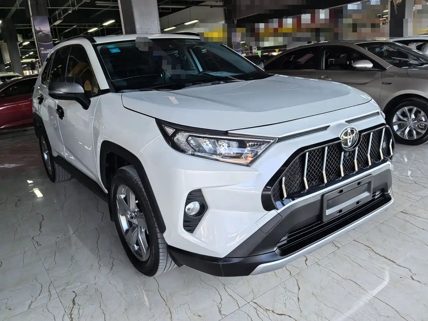 Toyota RAV4 Rongfang 2020 2.0L CVT 2WD Fashion PLUS фото 3