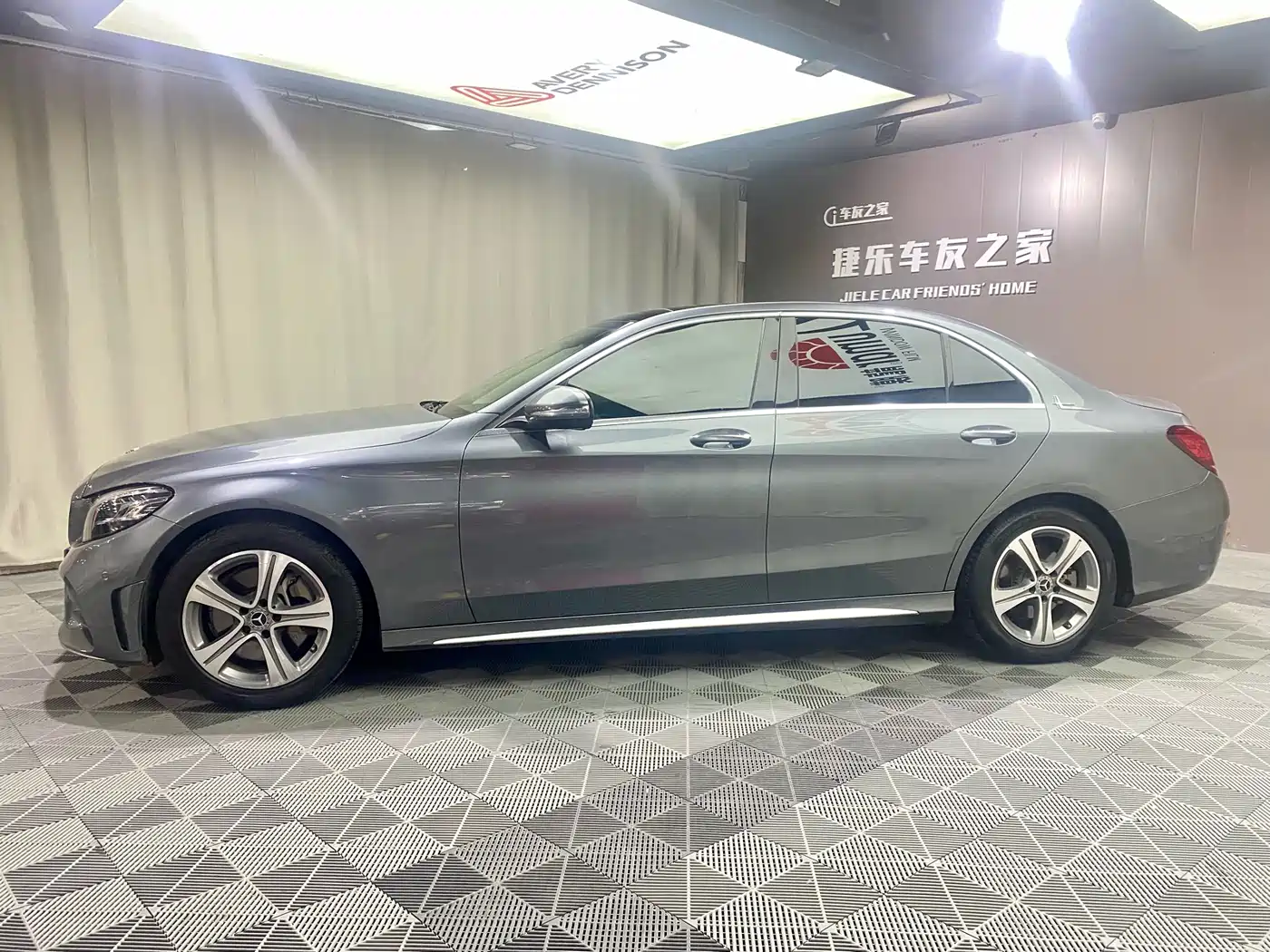 Mercedes-Benz C-Class 2019 C 260 L Sport фото 4