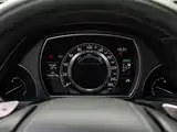 Фото 24 - Lexus LS