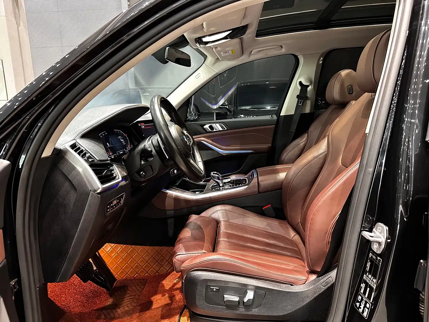 BMW X5 (Import) 2020 xDrive40i M Sport Package фото 5
