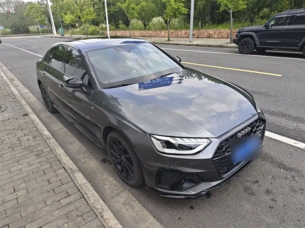 Audi A4L 2023 40 TFSI Luxury Sport фото 4