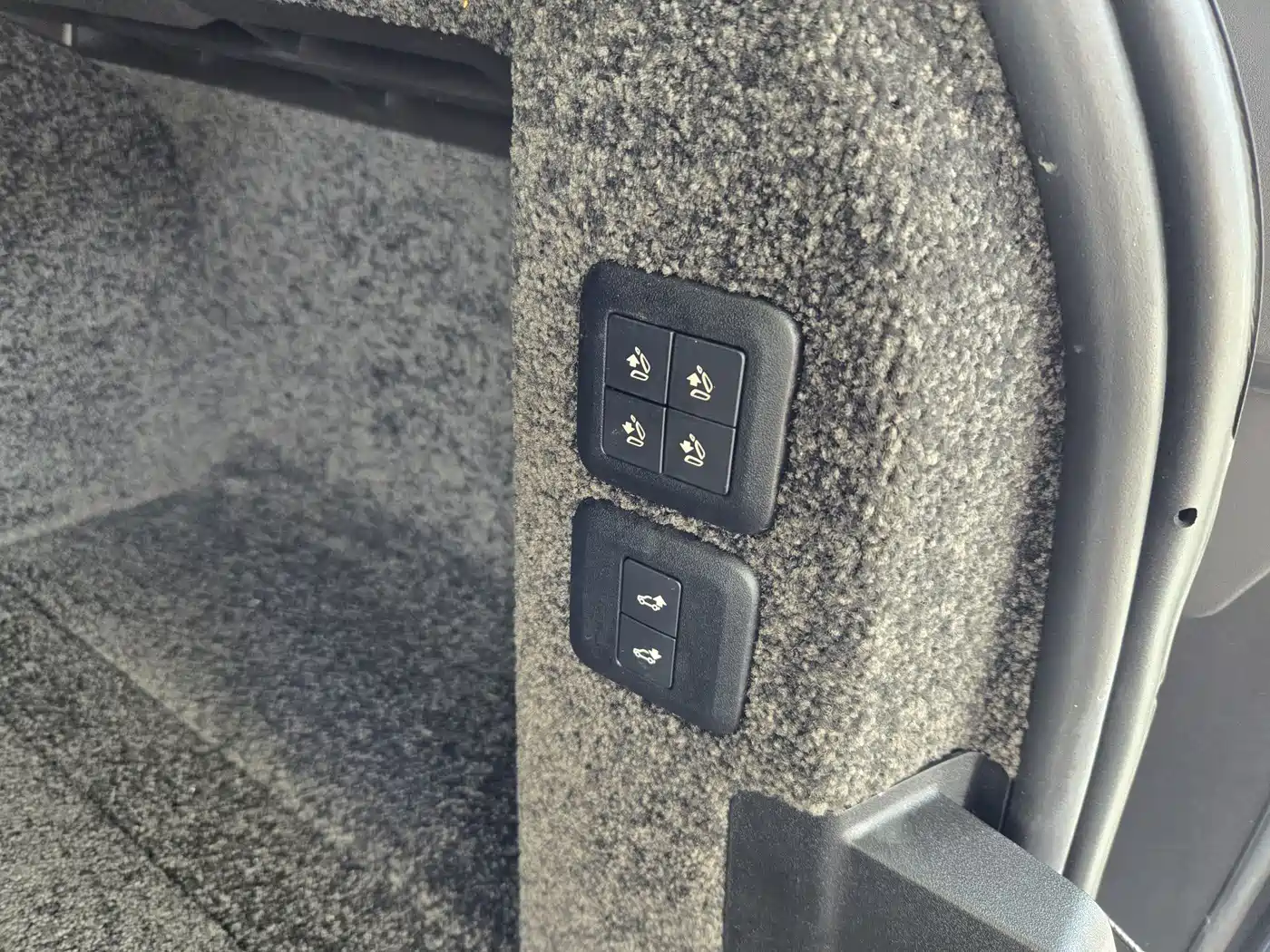 Land Rover Range Rover 2019 3.0 SCV6 Heritage Edition фото 8