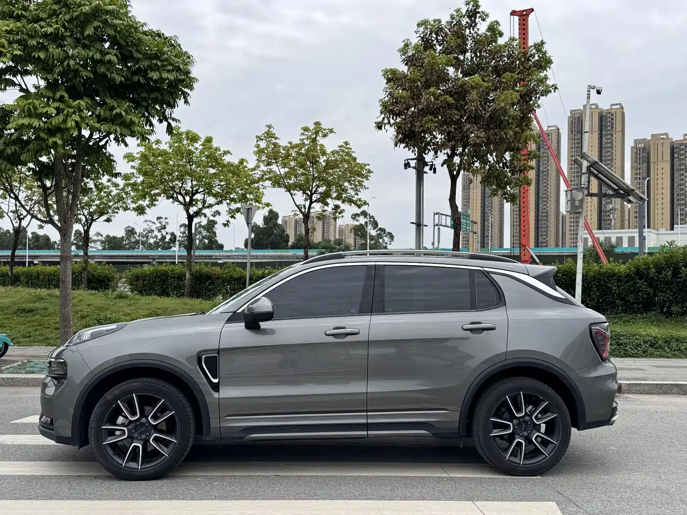 Lynk & Co 01 2021 2.0TD 2WD Pro фото 8