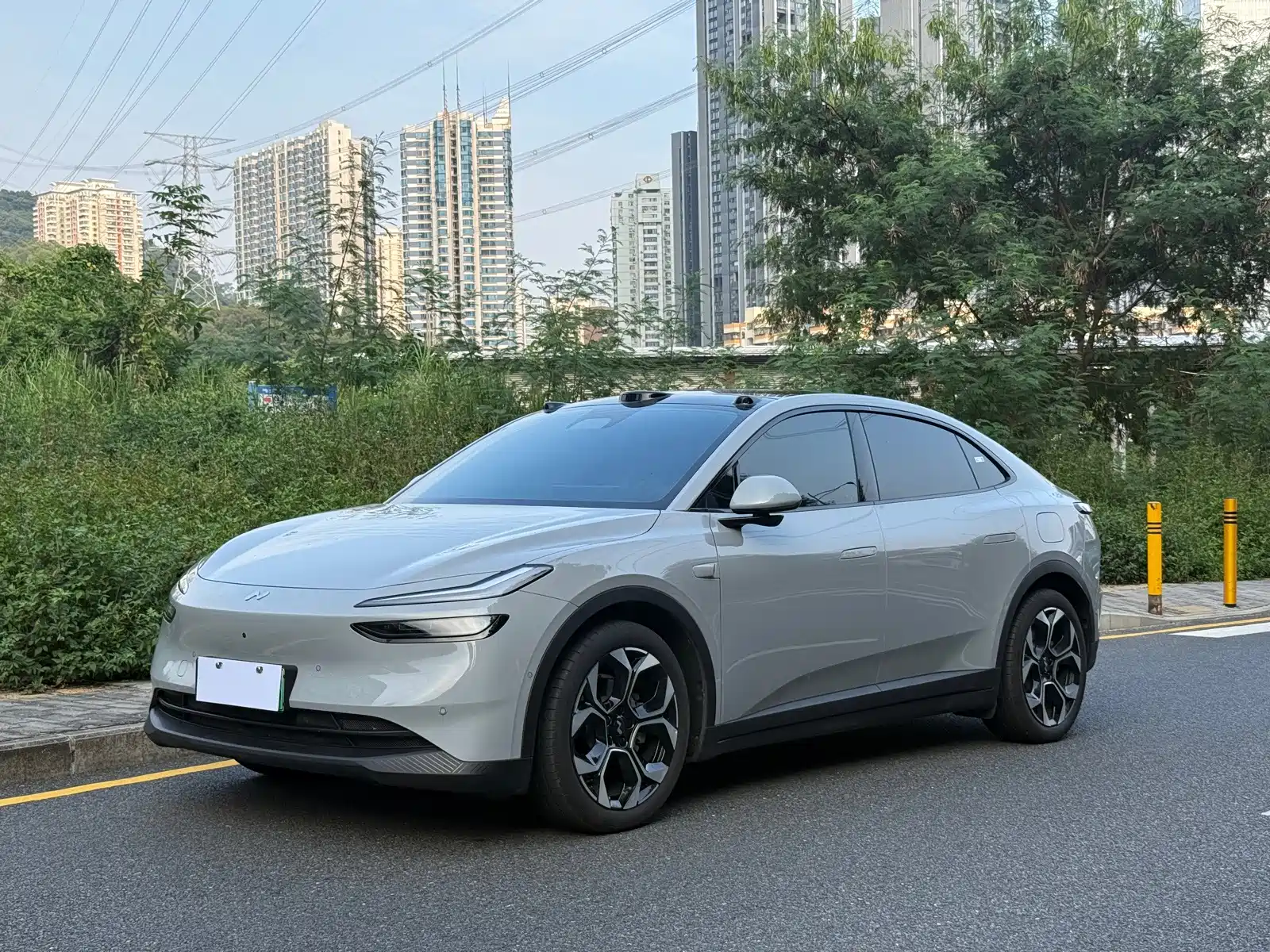 Photo 1 - Ledao L60
