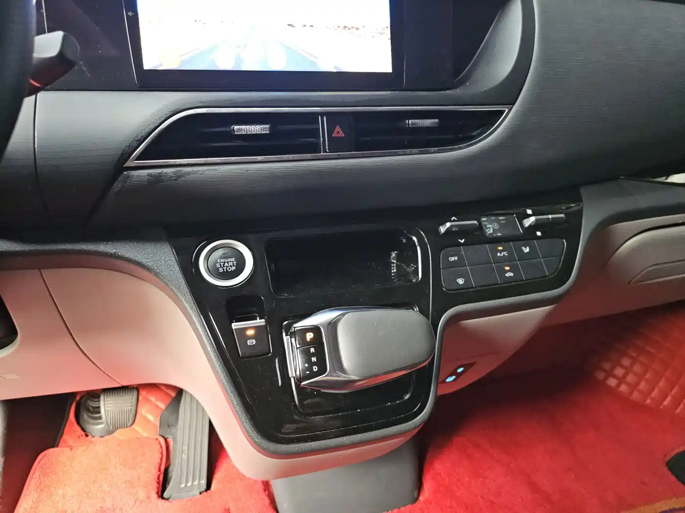 Sinotruk Xianfeng V 2026