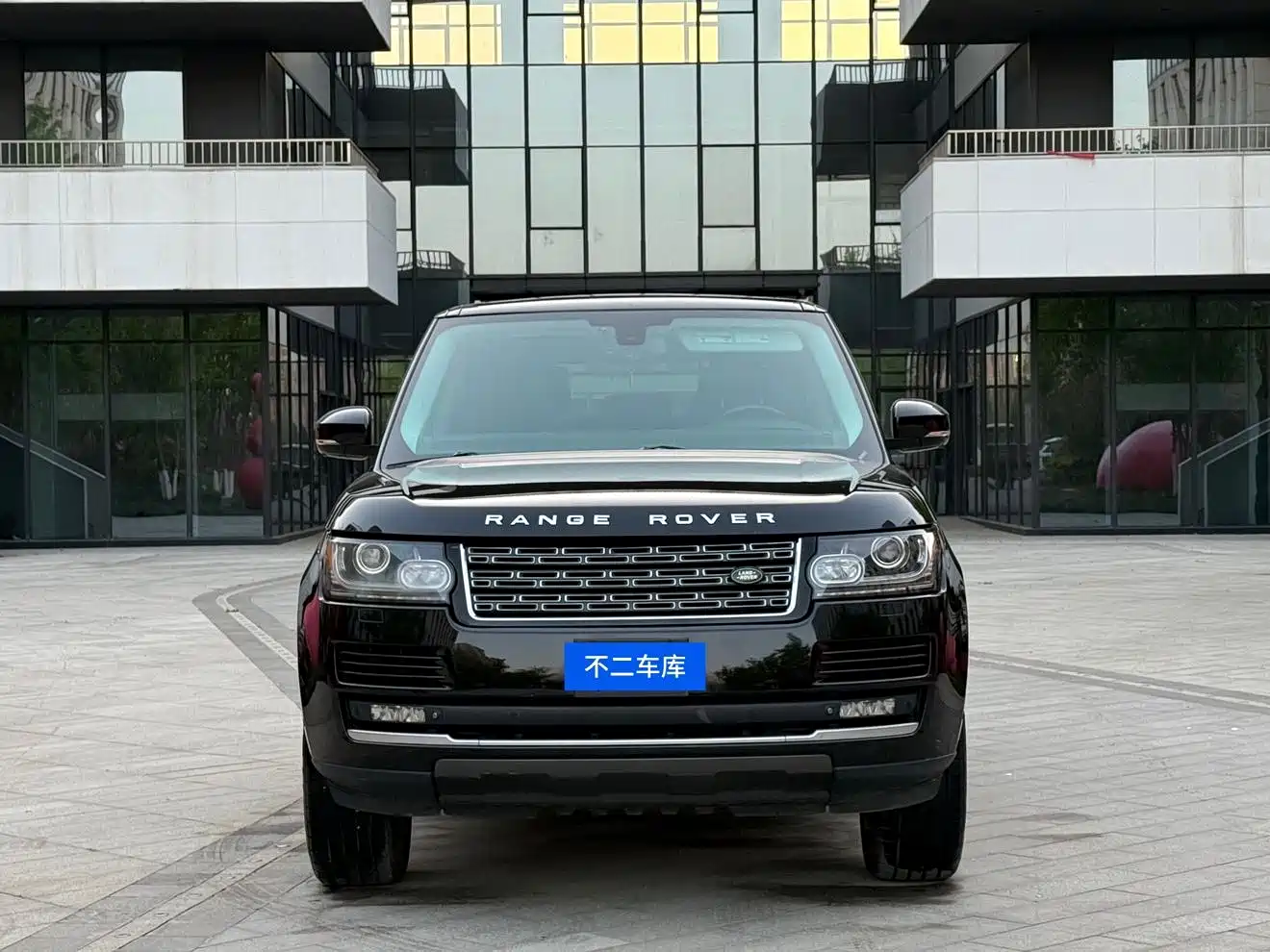 Land Rover Range Rover 2014 3.0 TDV6 Vogue SE фото 2