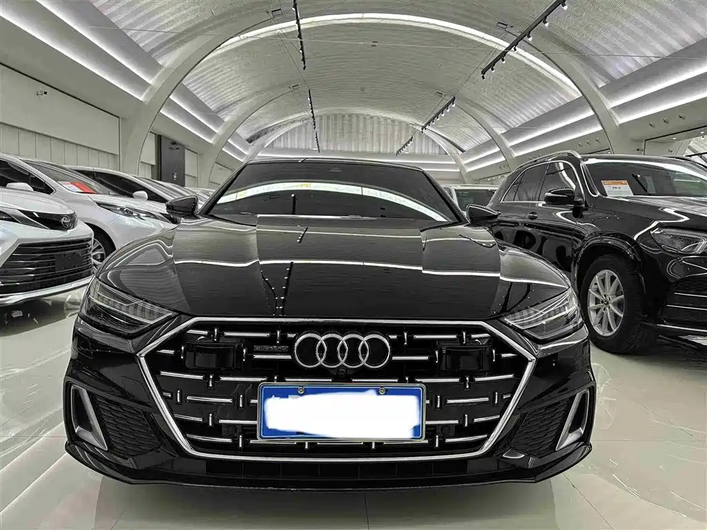 Audi A7L 2025 Model Year 45 TFSI quattro Premium фото 2