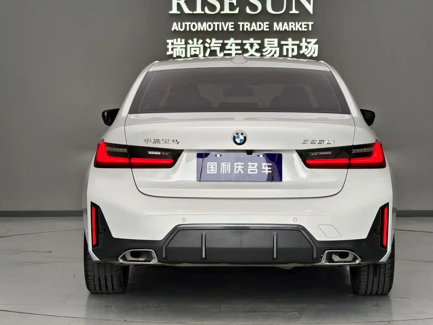 BMW 3 Series 2023 325Li M Sport Package фото 3