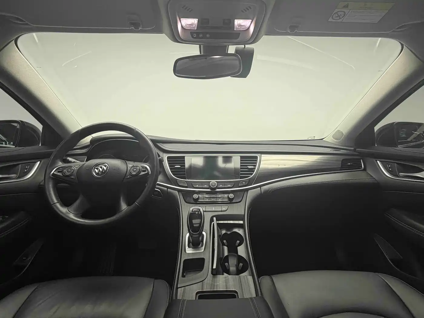 Buick LaCrosse 2019 28T Luxury Edition фото 10