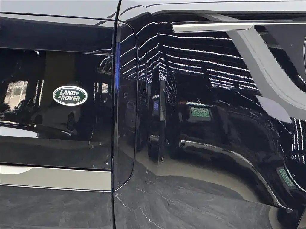 Land Rover Range Rover 2025 3.0 L6 400PS Flourishing Era Extended Wheelbase фото 18