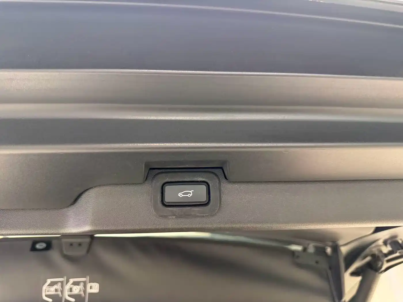 Land Rover Discovery 2021 360PS R-Dynamic S фото 35
