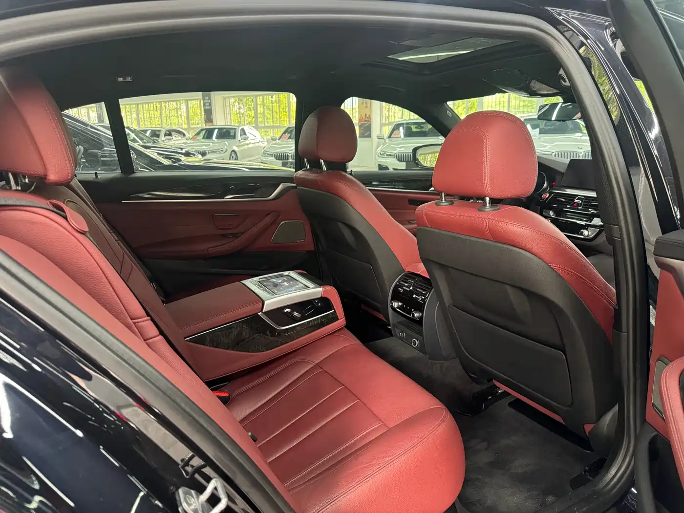 BMW 5 Series 2018 Facelift 530Li Exclusive M Sport Package фото 8