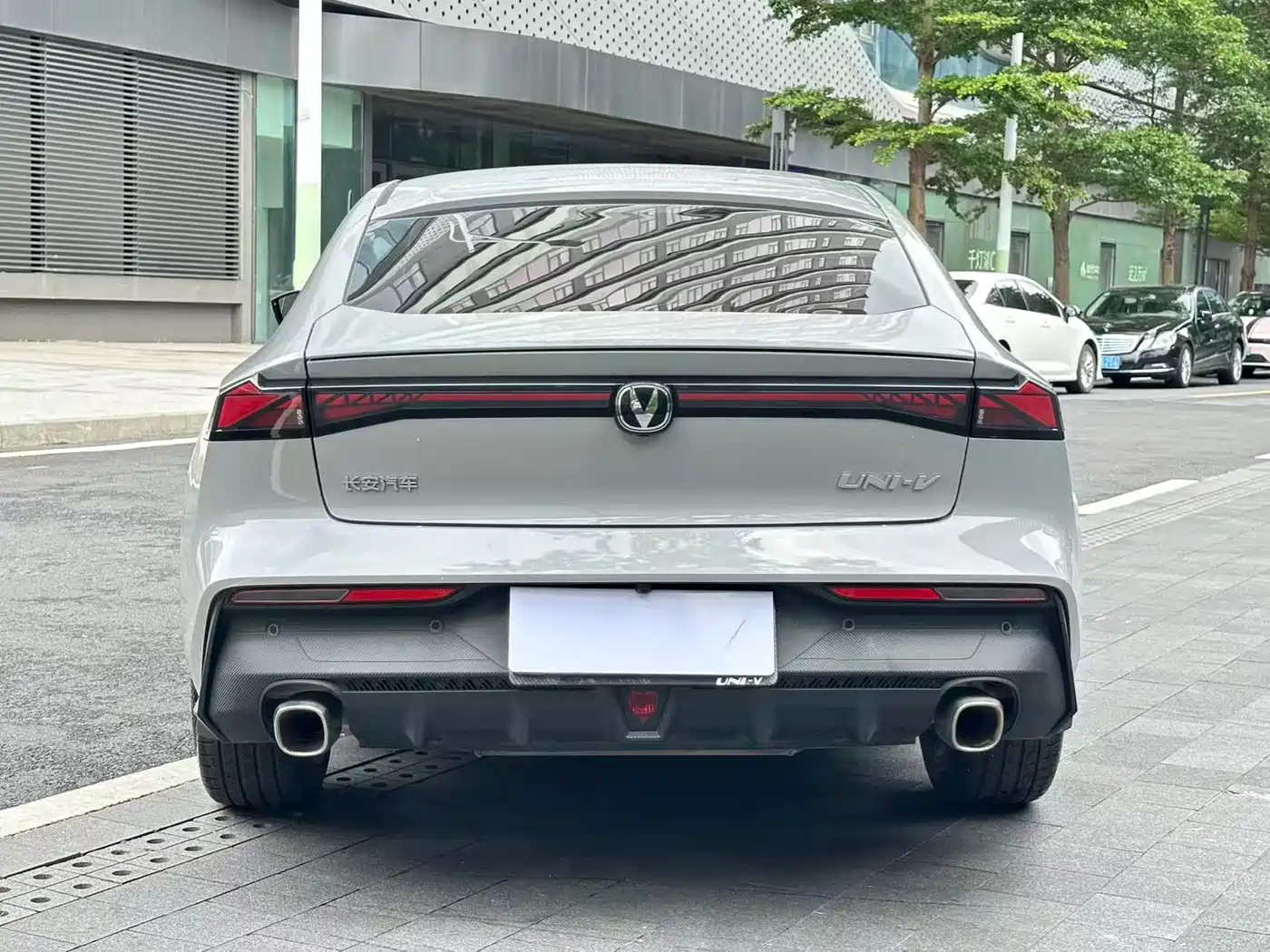 CHANGAN UNI-V