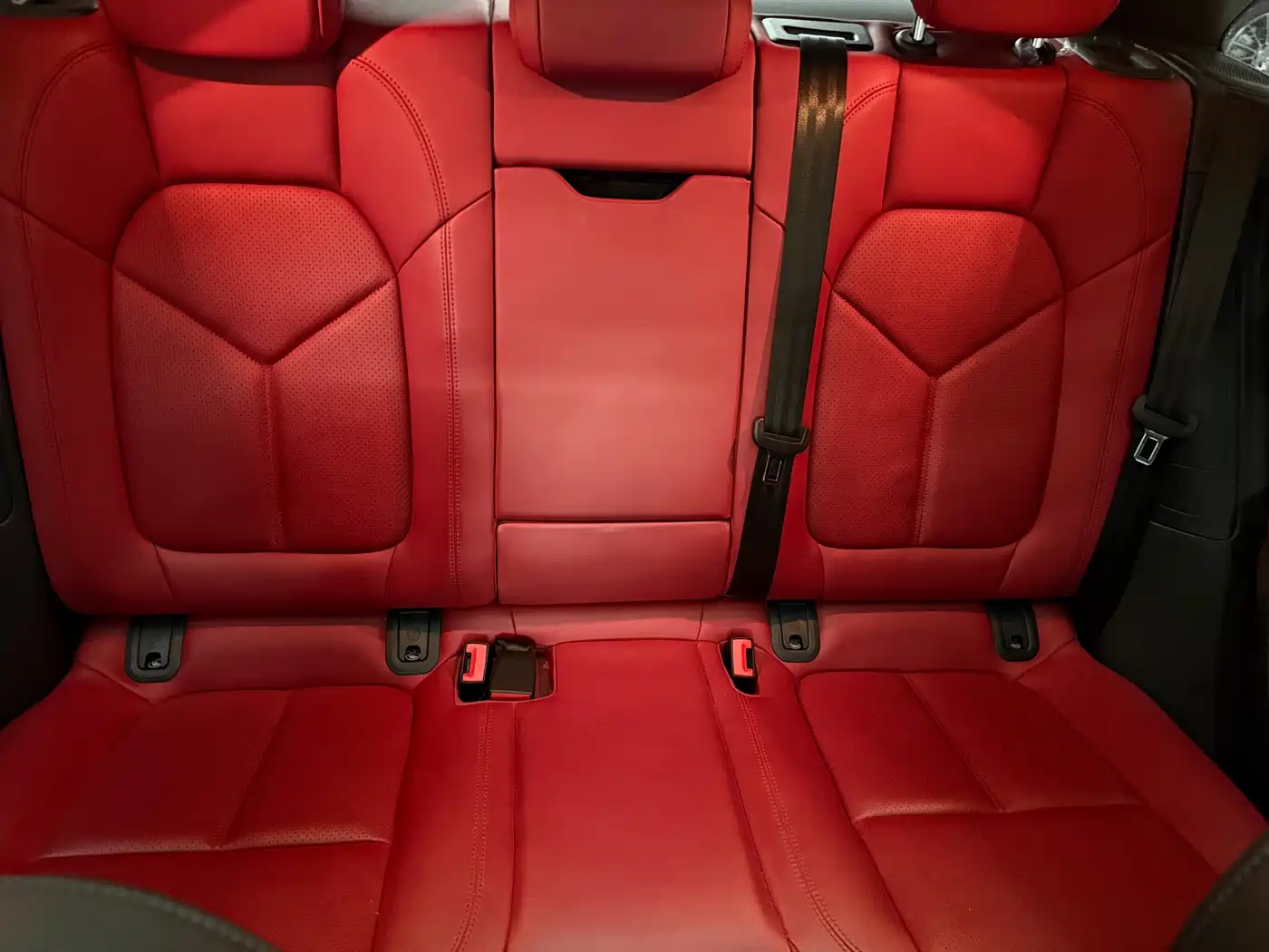 Фото 23 - Porsche Macan