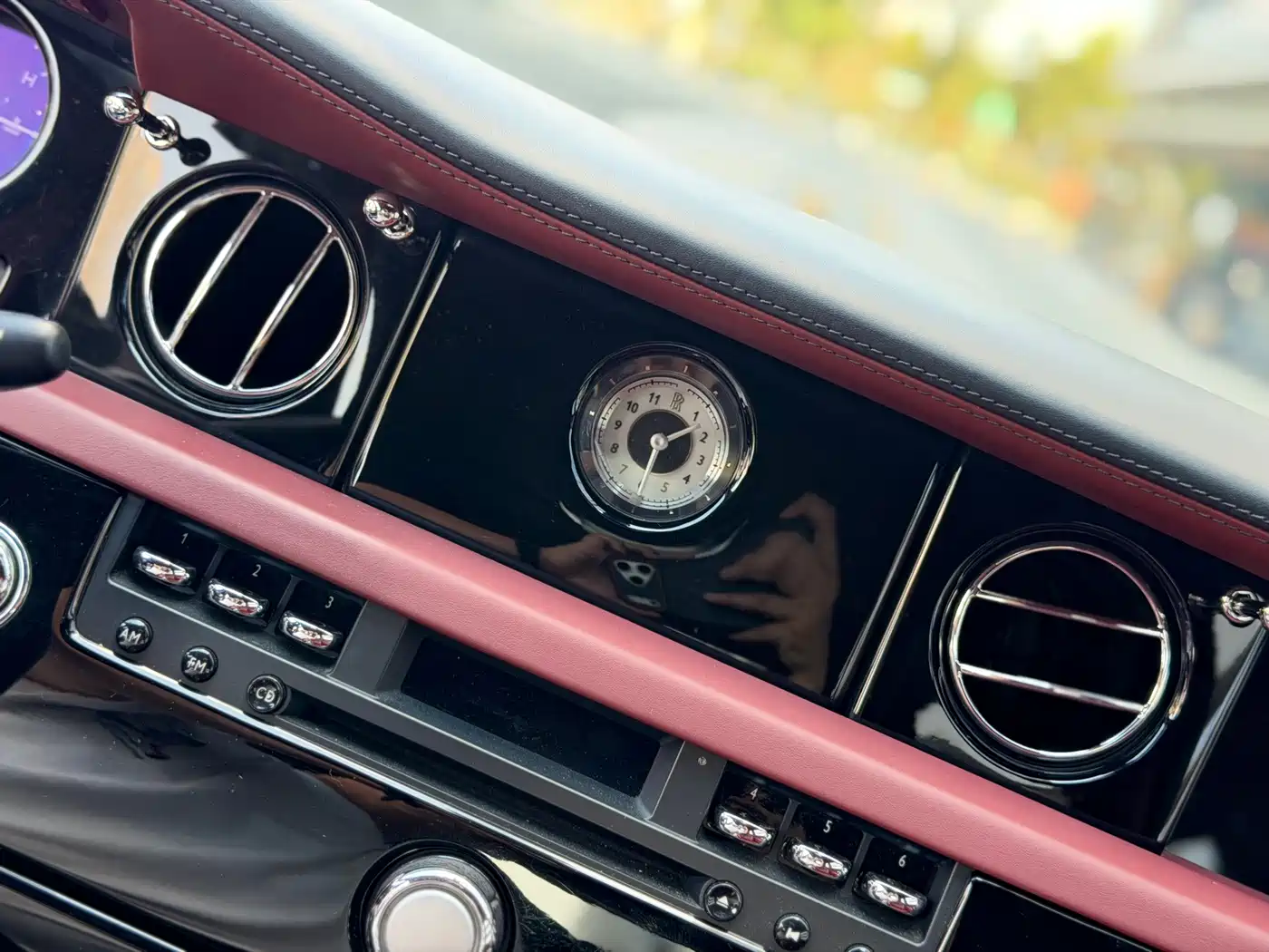 Rolls-Royce Phantom 2012 2013 6.7L Extended Wheelbase (EWB)