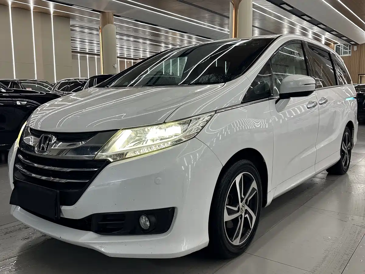 Honda Odyssey 2015 — пригон из Китая