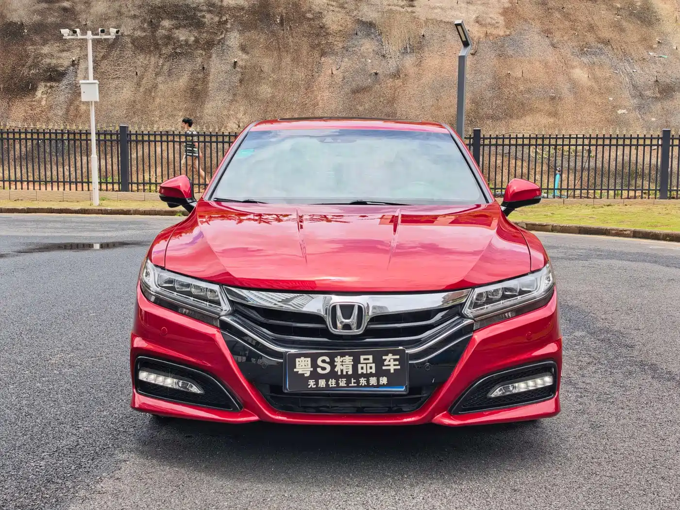 Photo 2 - Honda Spirior
