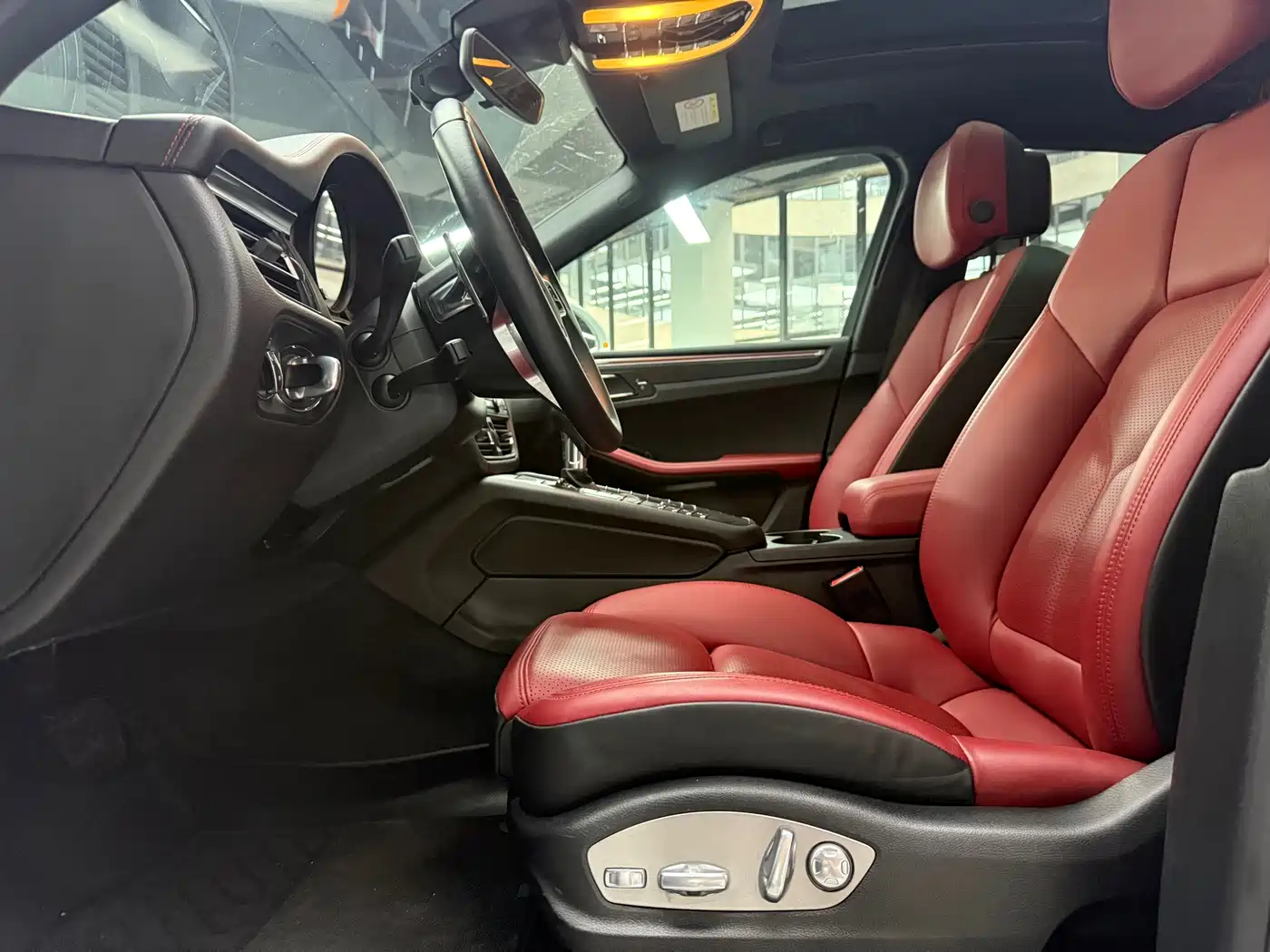 Фото 5 - Porsche Macan