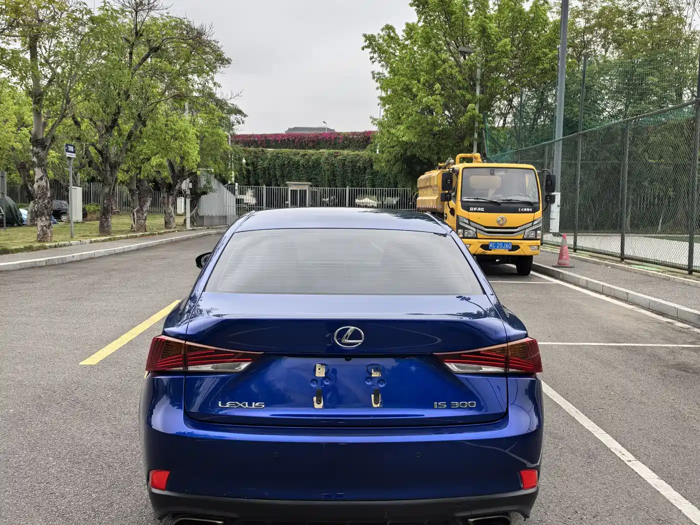Lexus IS 2017 300 F SPORT фото 5