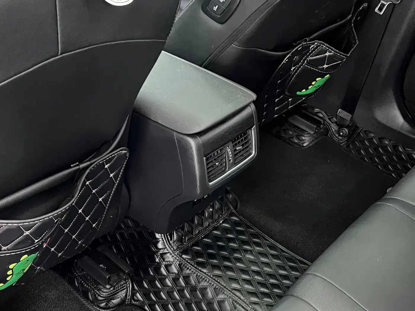 Toyota Camry 2021 2.5G Luxury Edition фото 18