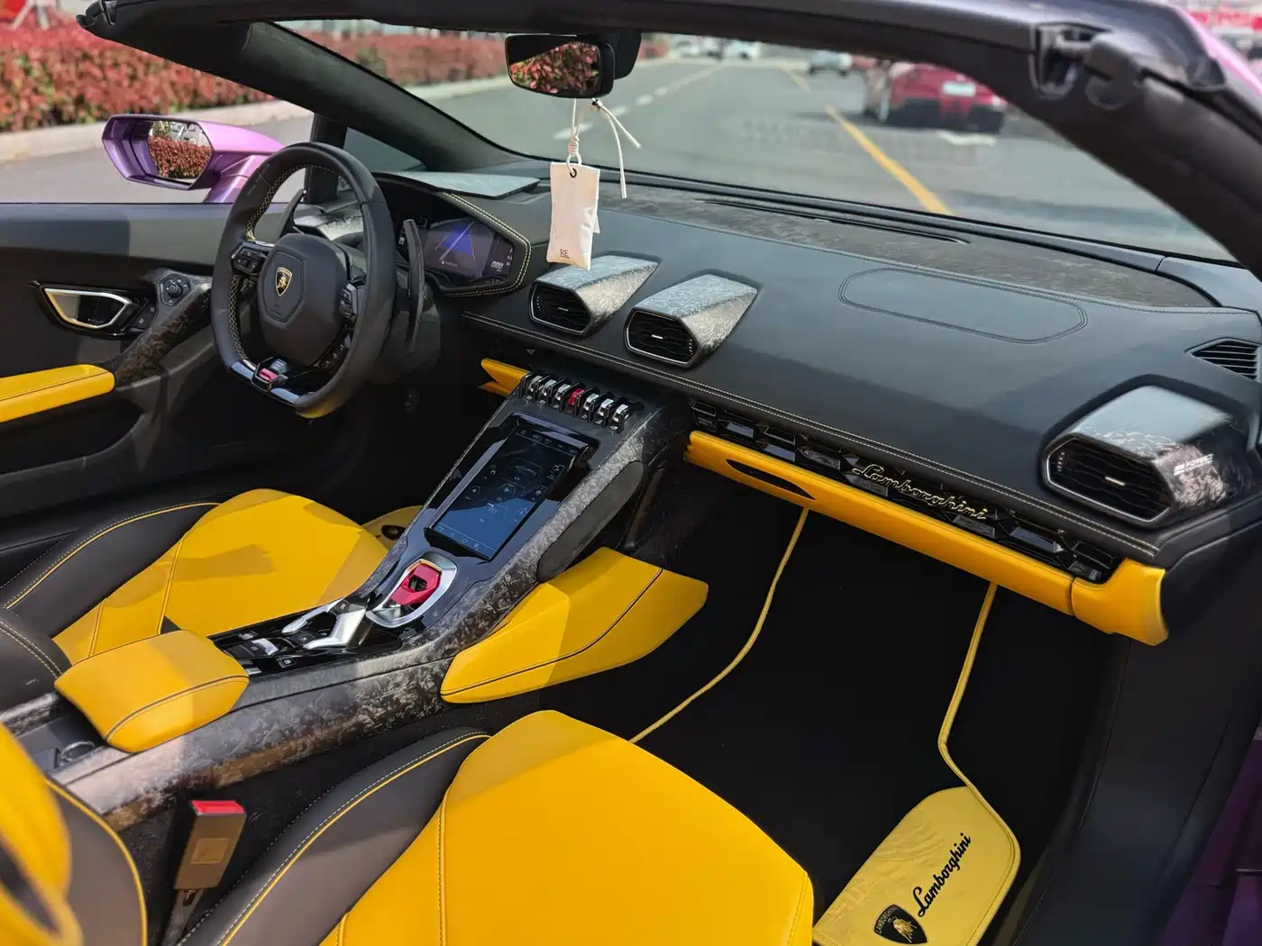 LAMBORGHINI HURACÁN