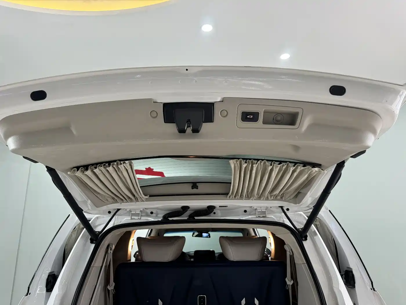 Buick GL8 2022 Land Business Class 652T Comfort фото 29