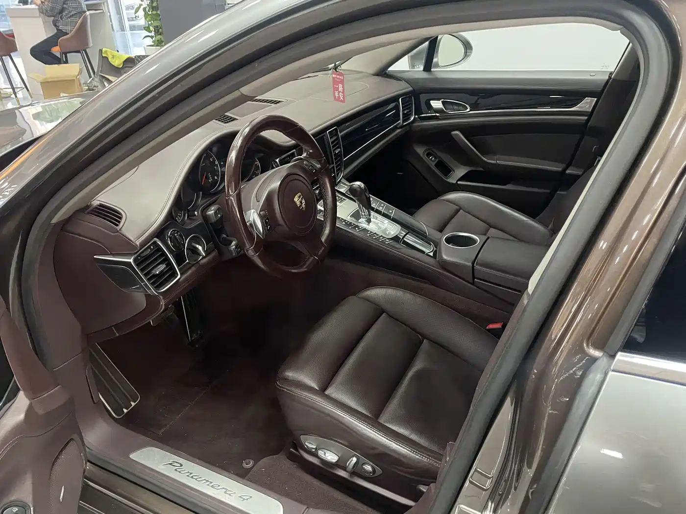 Porsche Panamera 2014 Panamera 4 3.0T фото 9