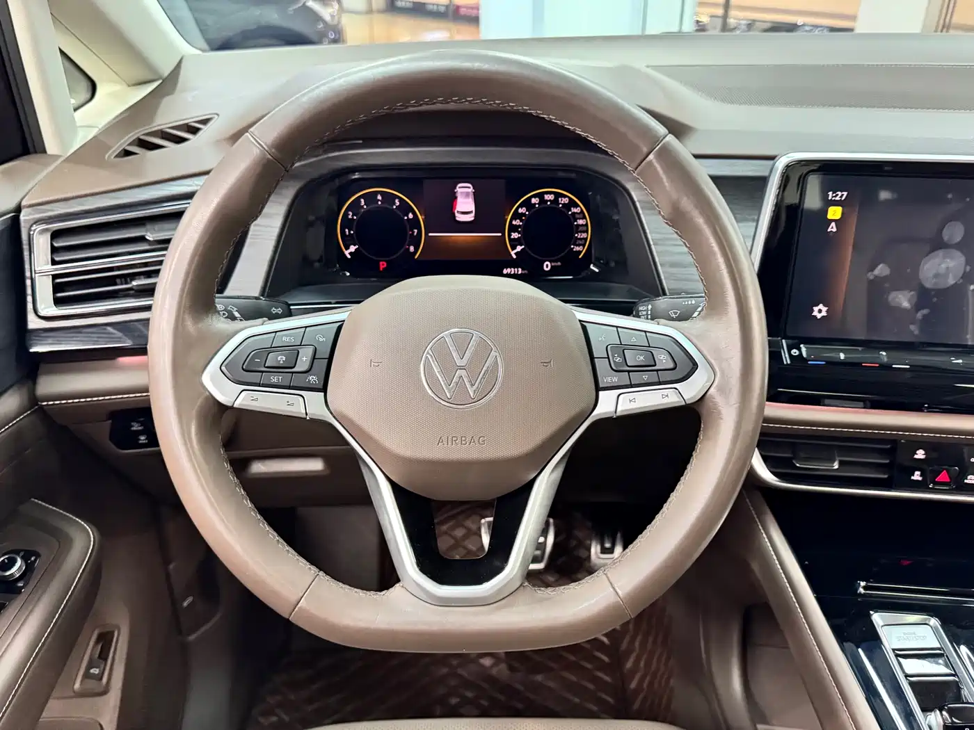 Volkswagen Viloran 2023 380TSI Flagship Edition фото 9