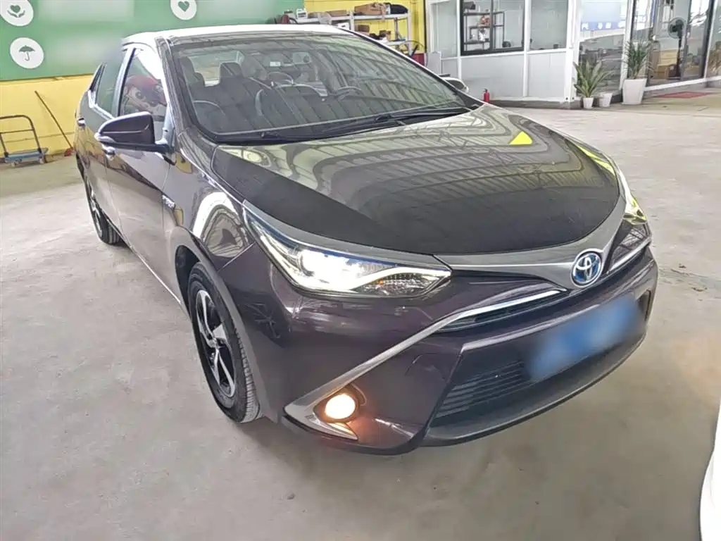 Toyota Levin 2017 Facelift Hybrid 1.8H GS E-CVT Elite Sunroof Edition China V фото 4