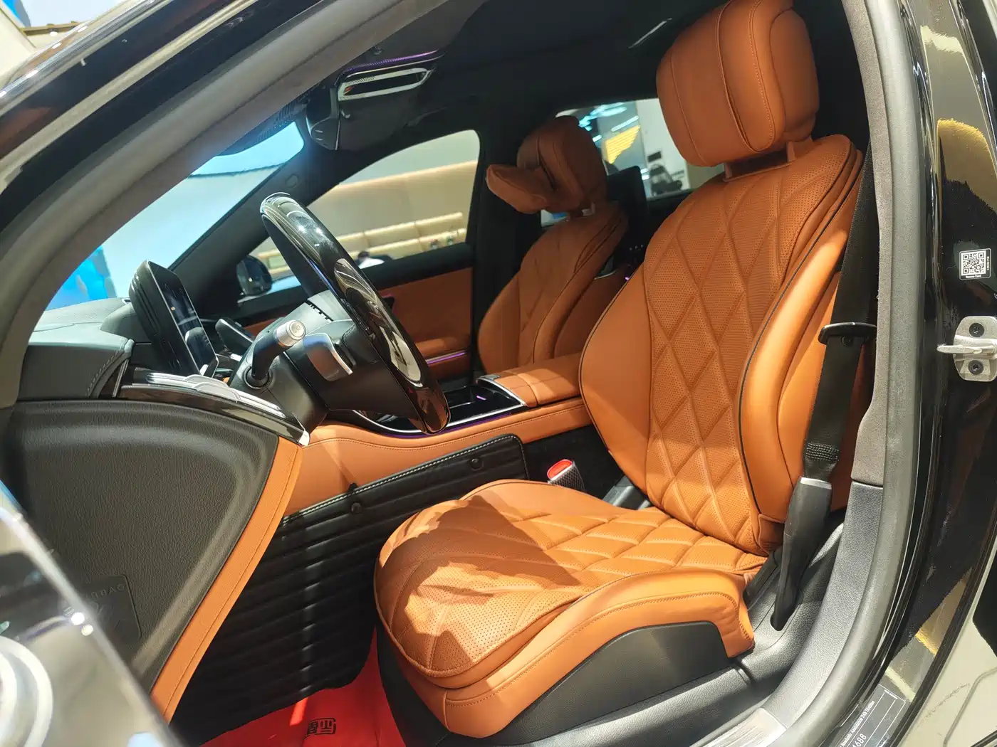 Mercedes-Benz Maybach S-Class 2025 Model S 480 4MATIC фото 14