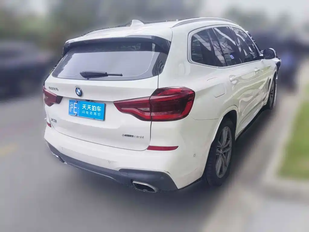 Photo 2 - BMW X3
