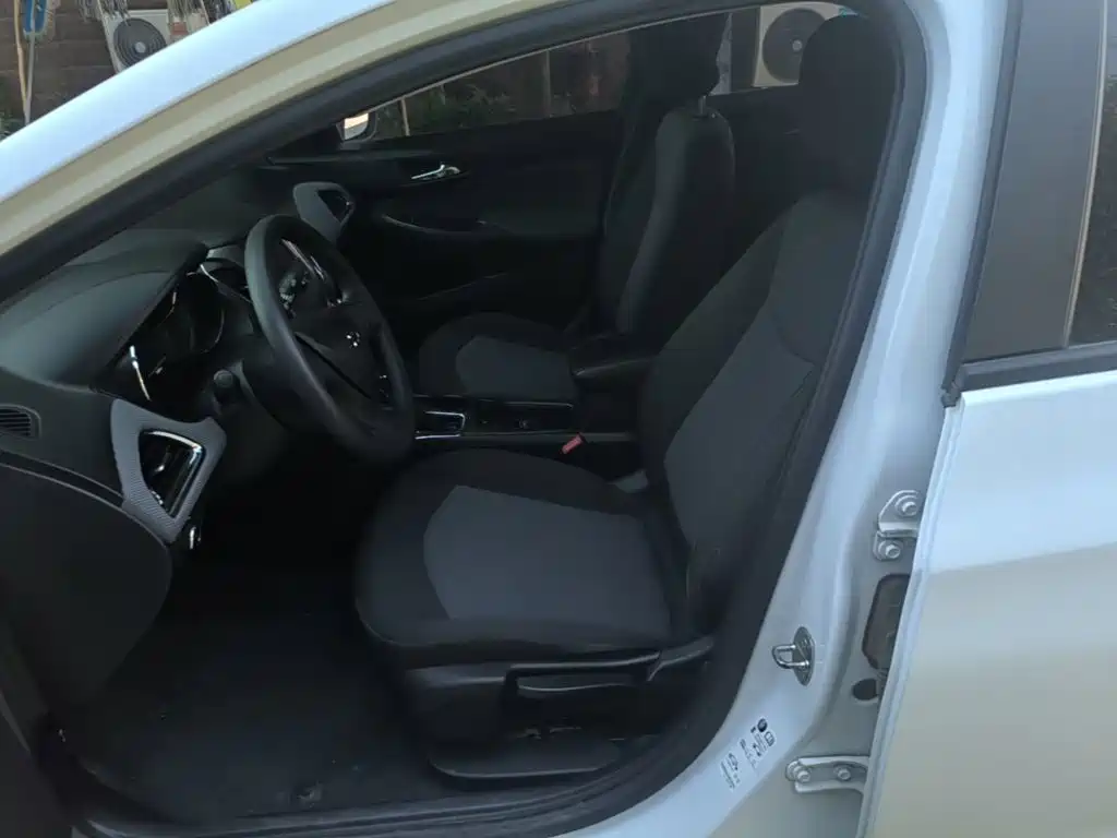 Chevrolet Cruze 2019 2018 Redline 320 Automatic Pioneer Edition