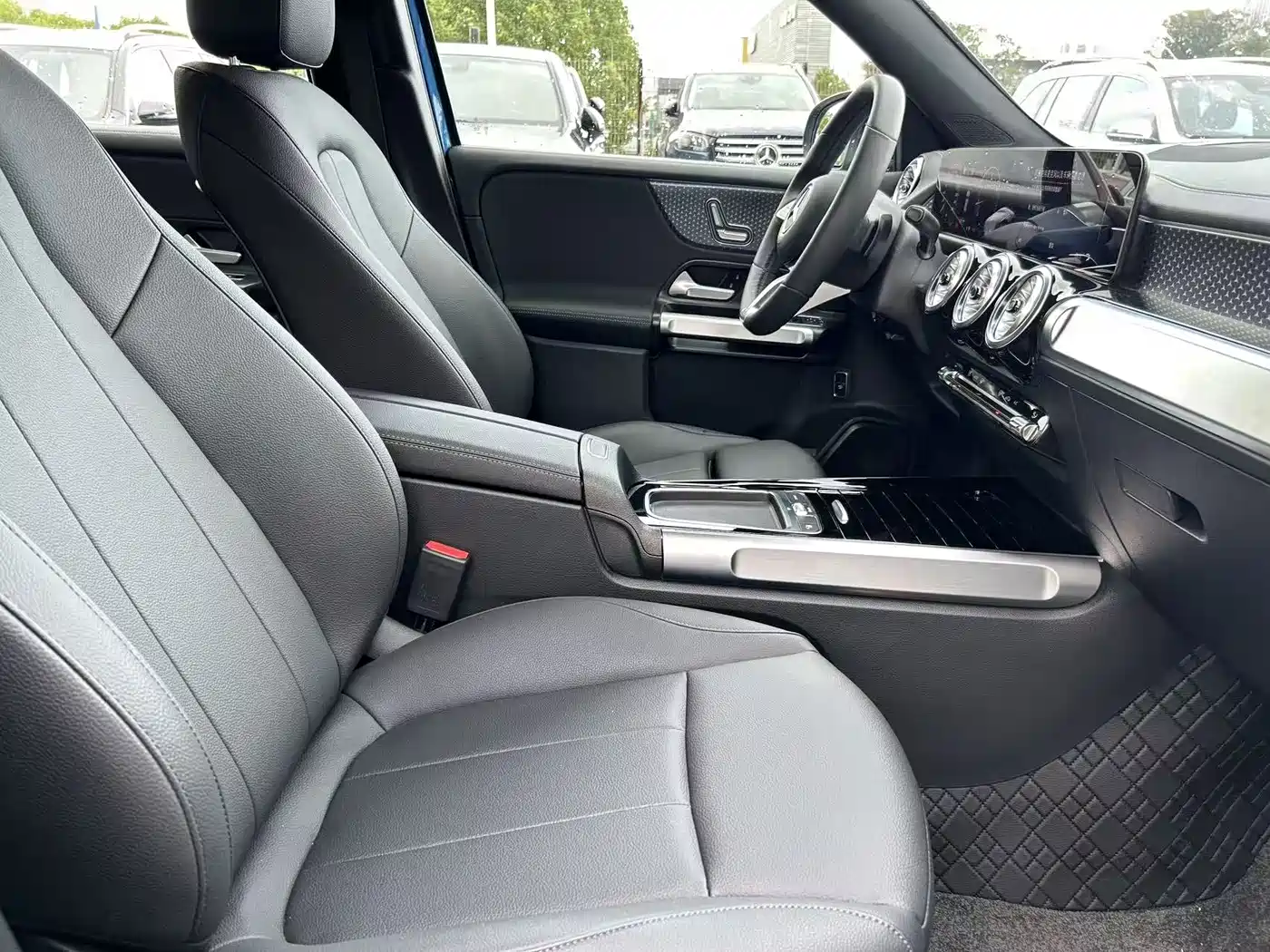 Mercedes-Benz GLB 2026 2026 GLB 220 Sport Style