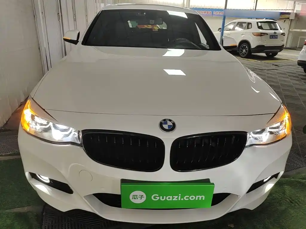 BMW 3 Series GT 2021 2020 320i M Sport Package