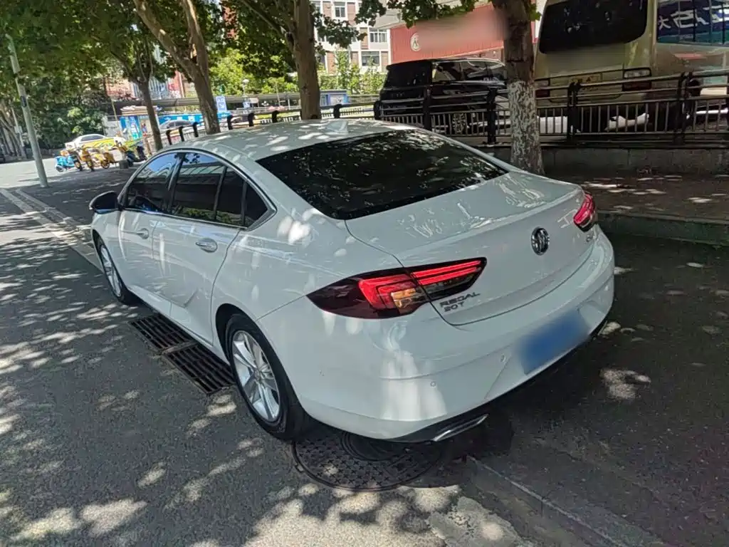 Фото 5 - Buick Regal