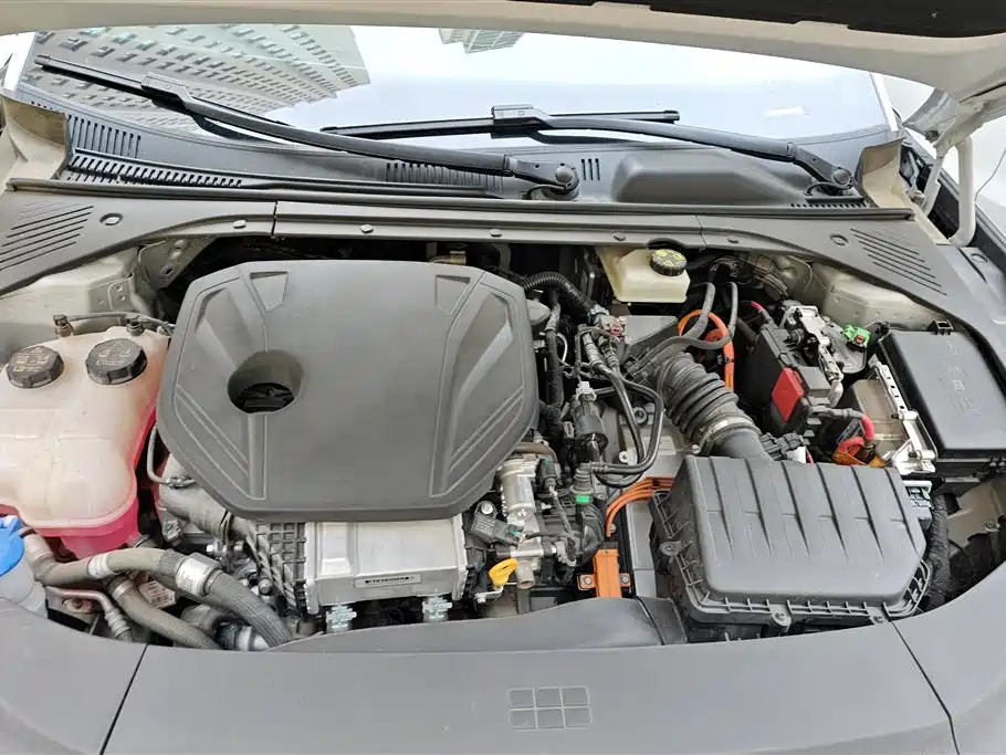 GEELY GALAXY GALAXY SPARKLE 8