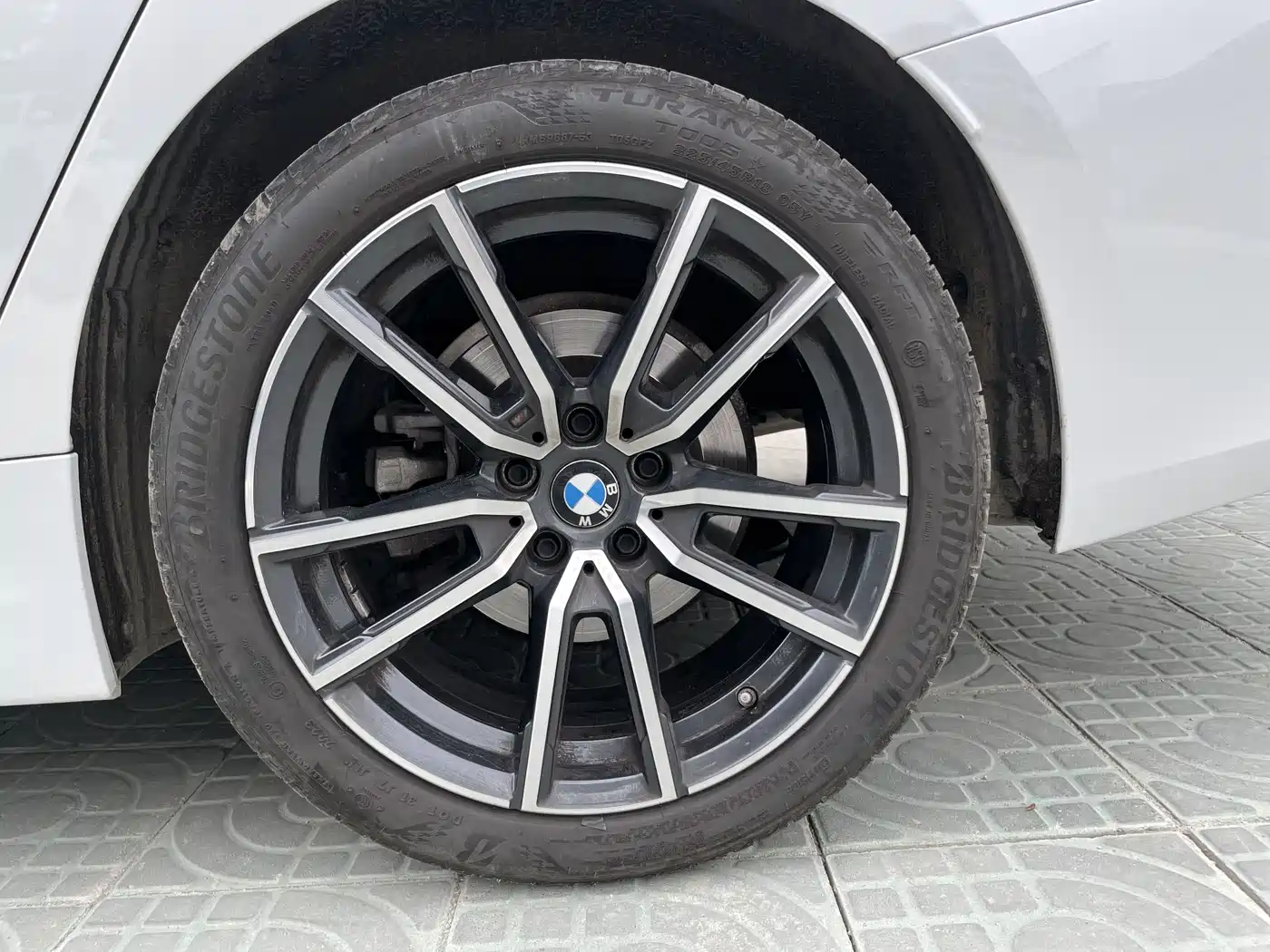 BMW 3 Series 2023 320Li M Sport Package фото 16