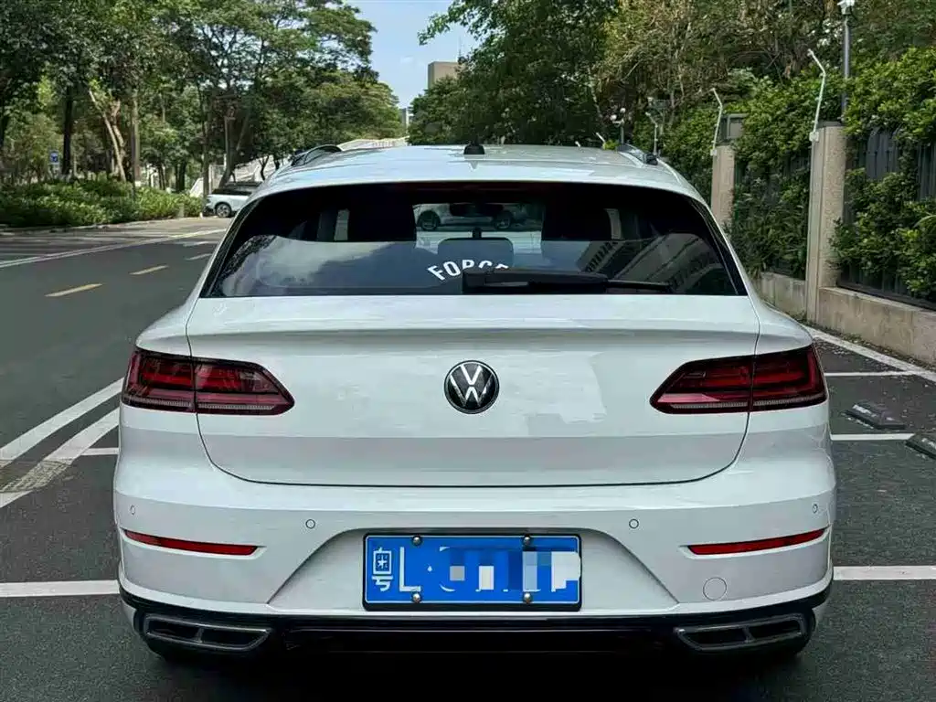 Volkswagen FAW-Volkswagen CC 2021 Shooting Brake 330TSI Hunter Edition фото 5