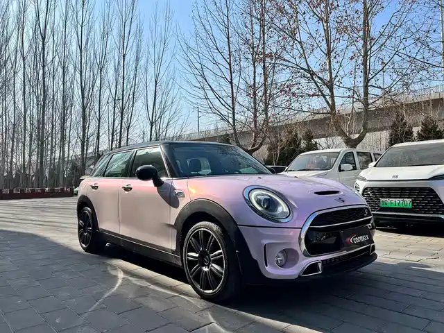 MINI CLUBMAN