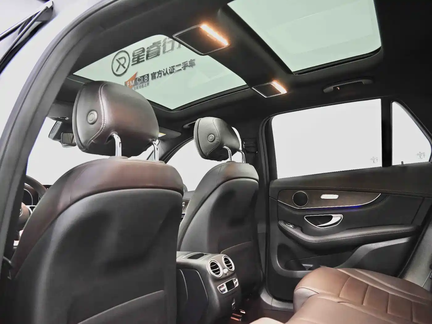 Mercedes-Benz GLC 2020 Facelift GLC 300 L 4MATIC Dynamic фото 17