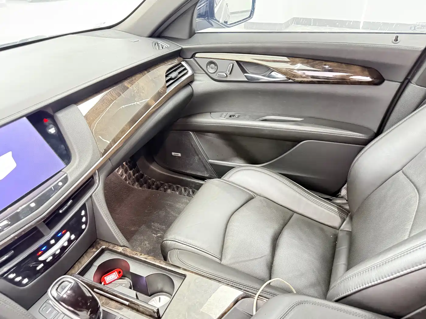 CADILLAC CT6