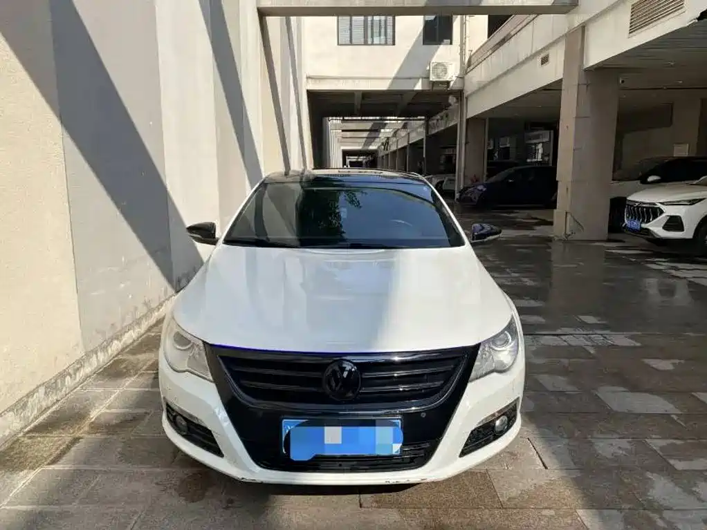 Photo 8 - Volkswagen CC