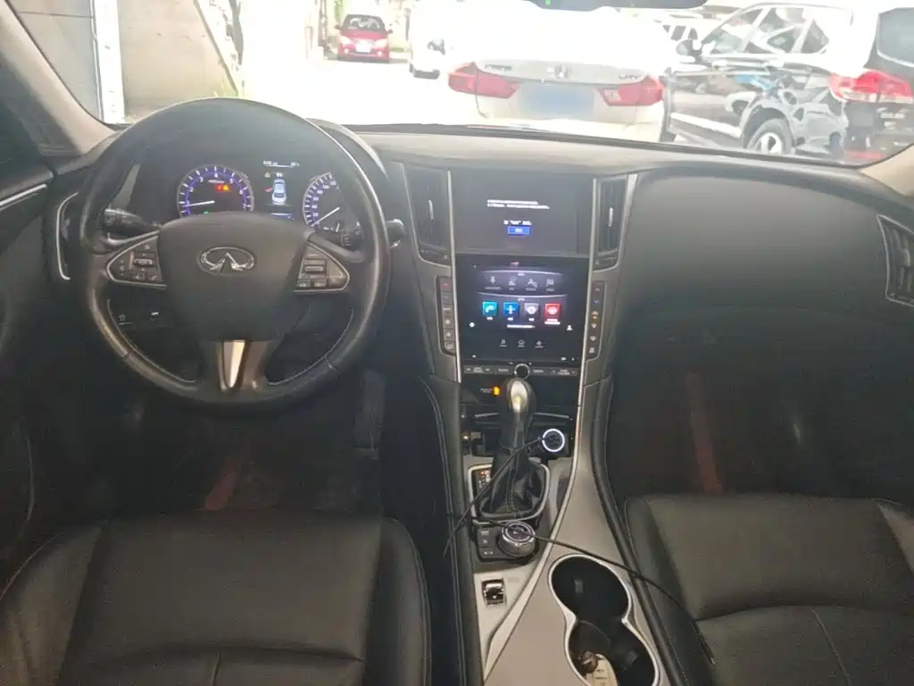 Infiniti Q50L 2016 2016 Model 2.0T Joy Edition