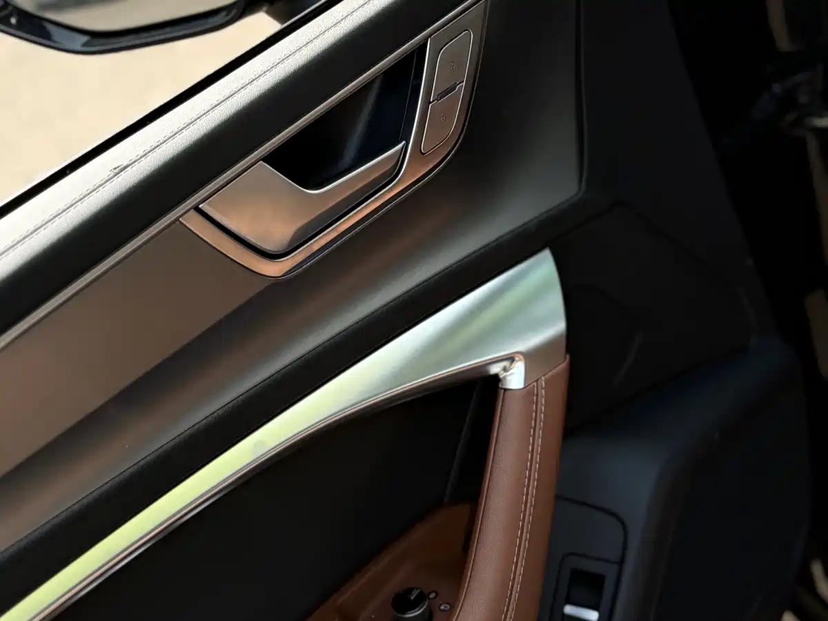 Audi A7L 2024 45 TFSI Luxury фото 12