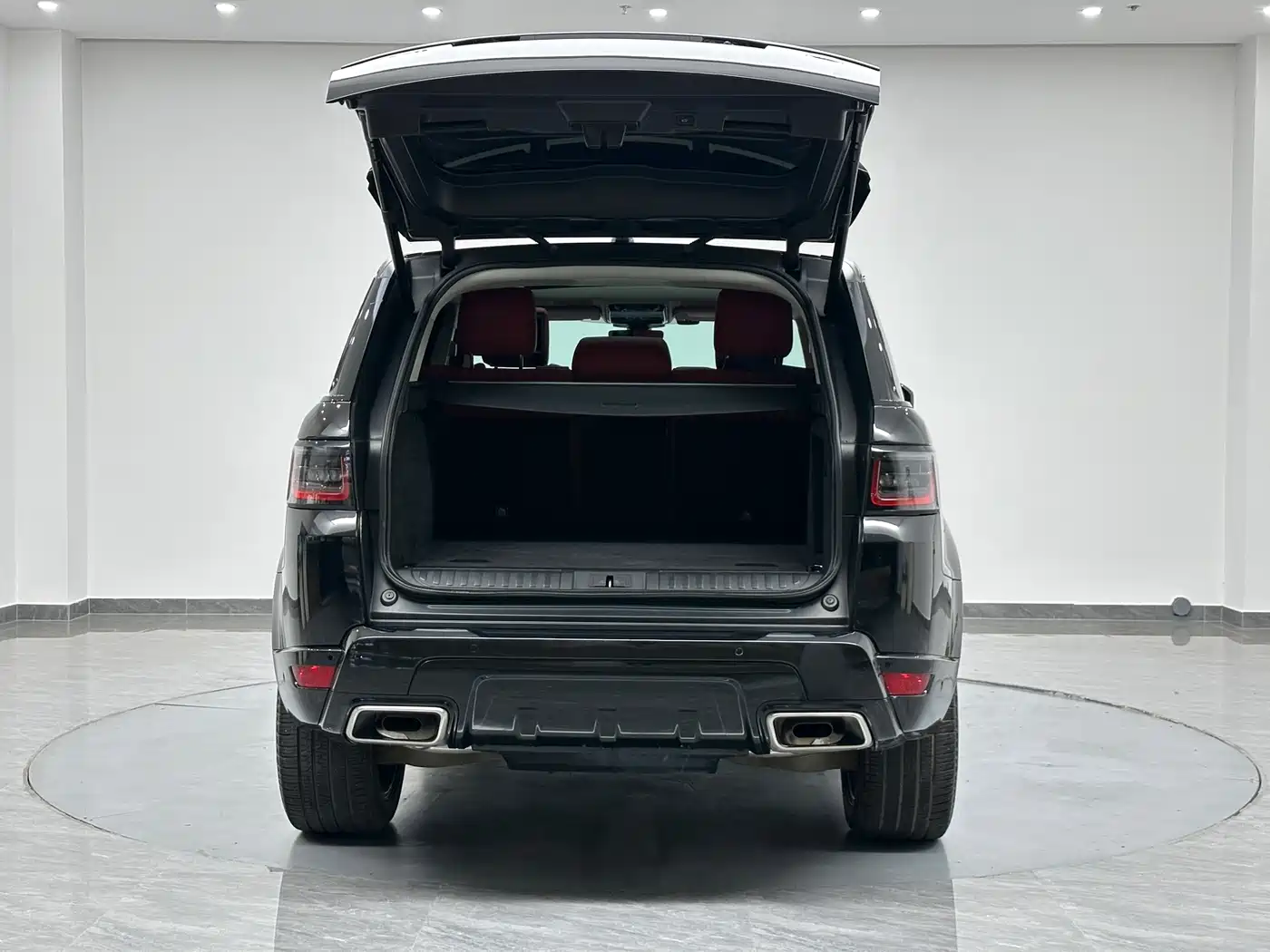 Land Rover Range Rover Sport 2021 3.0 L6 Gloss Black Edition фото 30