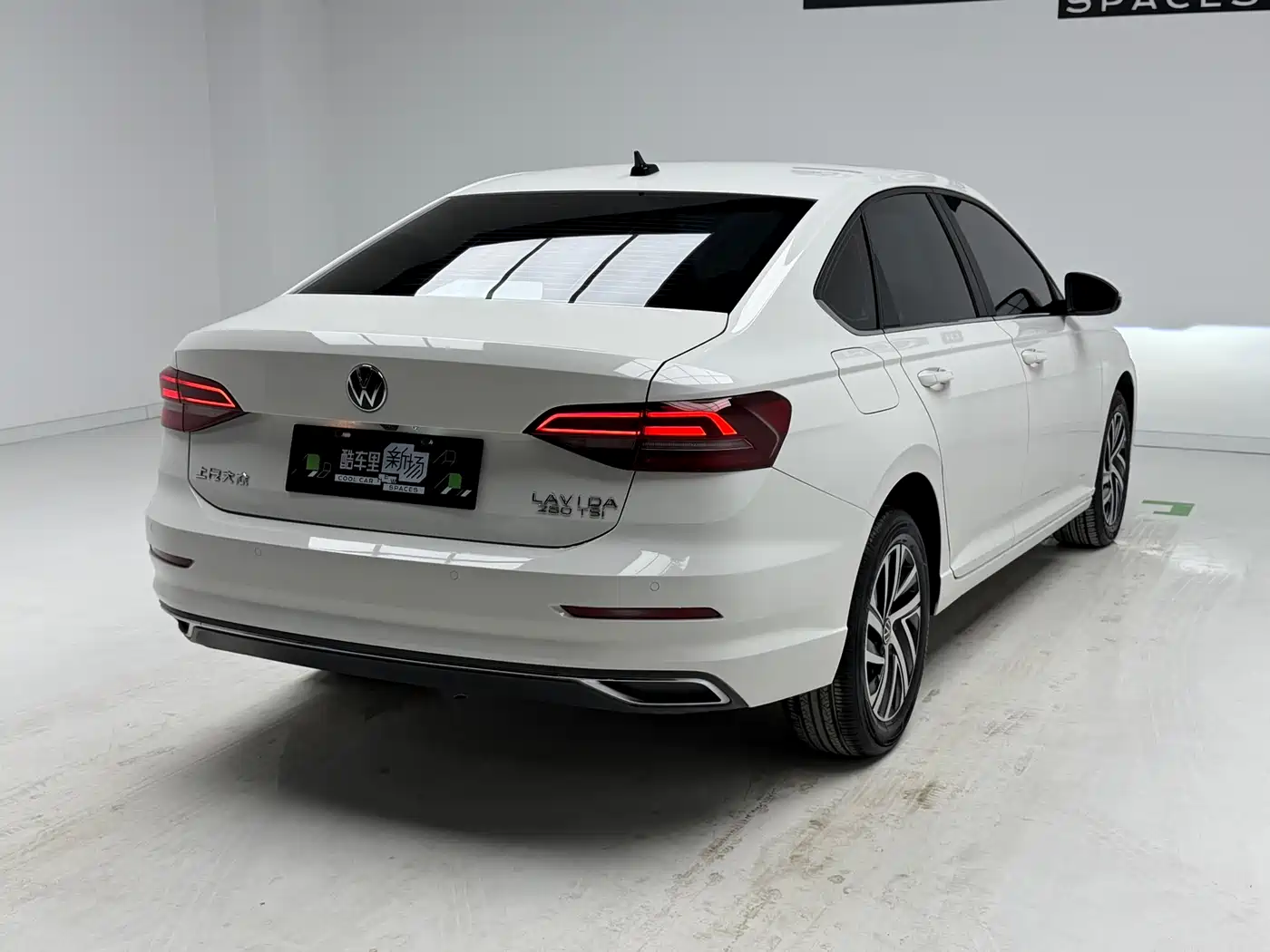 Volkswagen Lavida 2022 280TSI DSG Comfort Edition фото 4