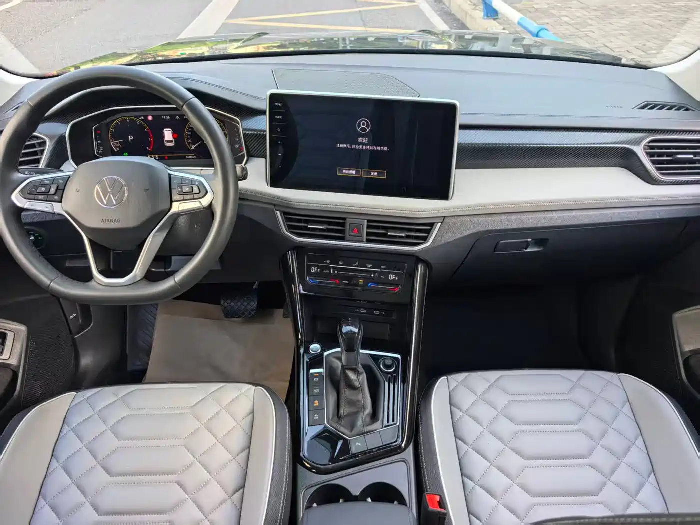 Volkswagen Tayron 2023 330TSI 2WD Luxury Plus Advanced Edition фото 11