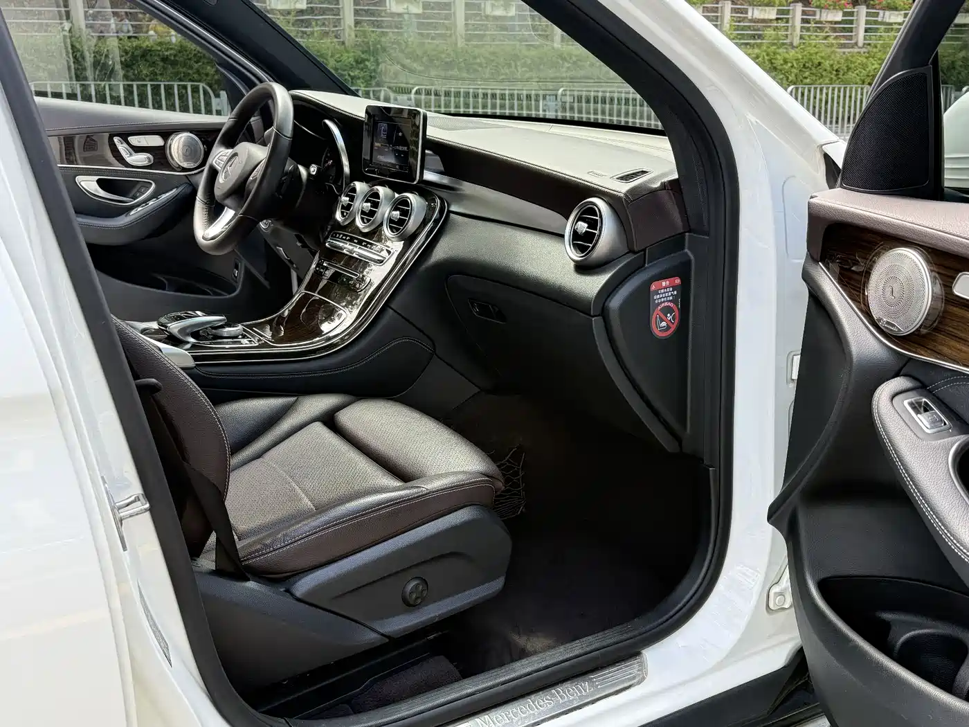 Mercedes-Benz GLC 2017 GLC 260 4MATIC Luxury фото 11