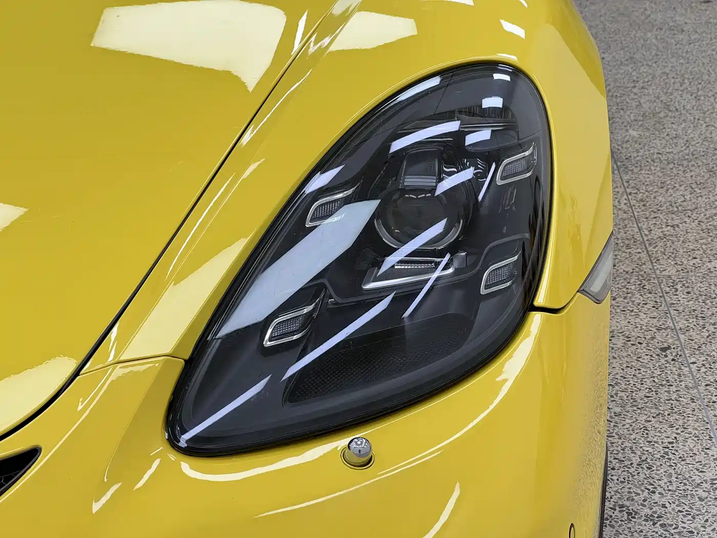 Porsche 718 2016 Cayman 2.0T фото 8
