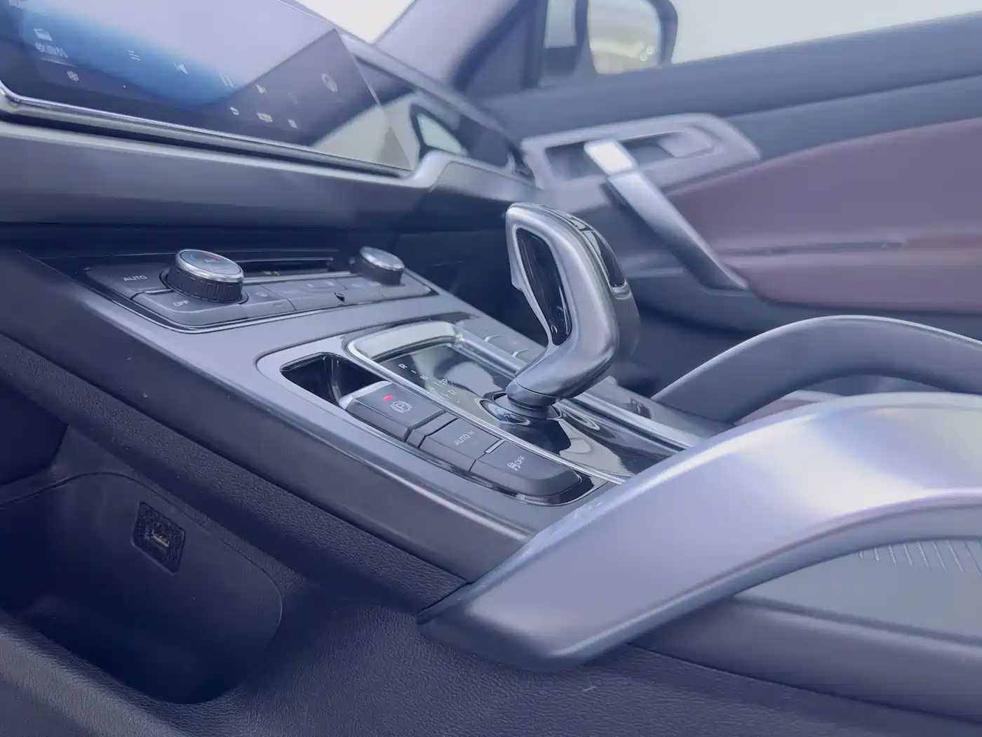 GEELY AUTOMOBILE BOYUE